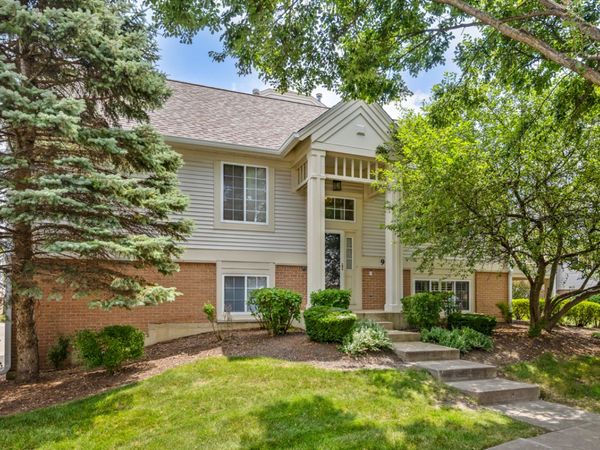919 Pheasant Trail , St. Charles, IL 60174