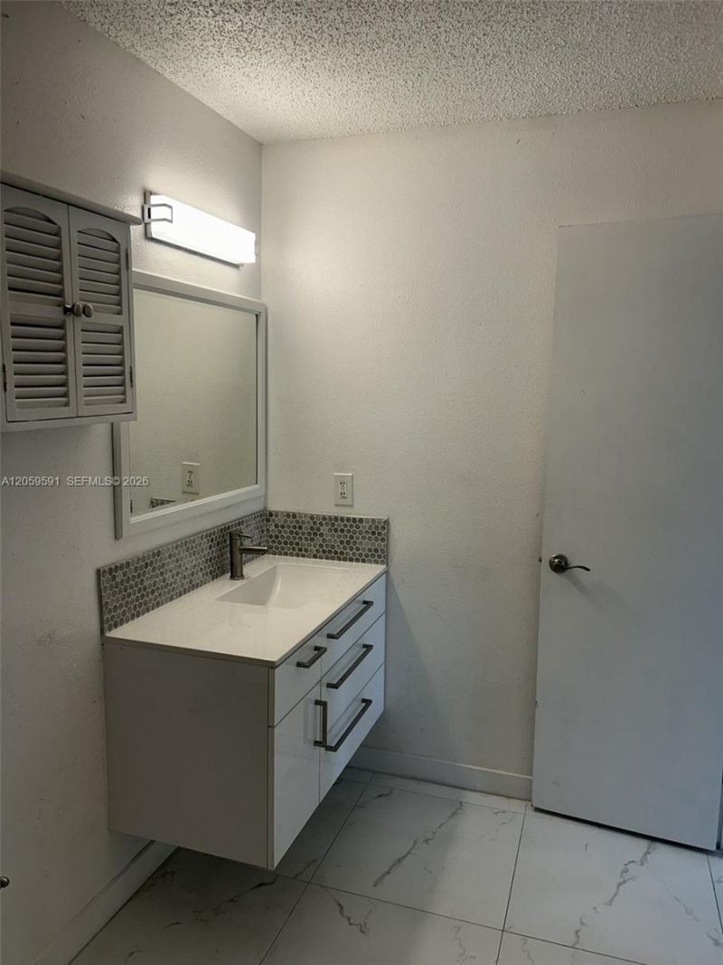 Please Call For Address, Unit 4202, Miami, FL 33196 Photo