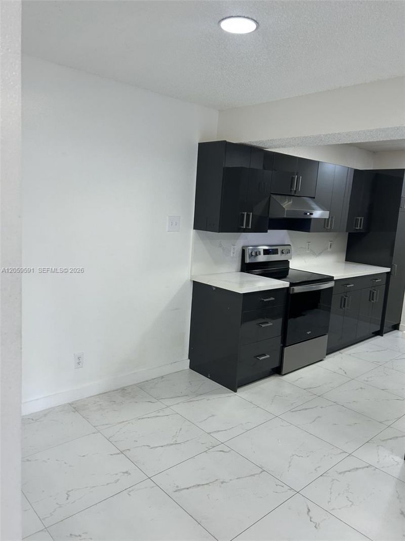 Please Call For Address, Unit 4202, Miami, FL 33196 Photo