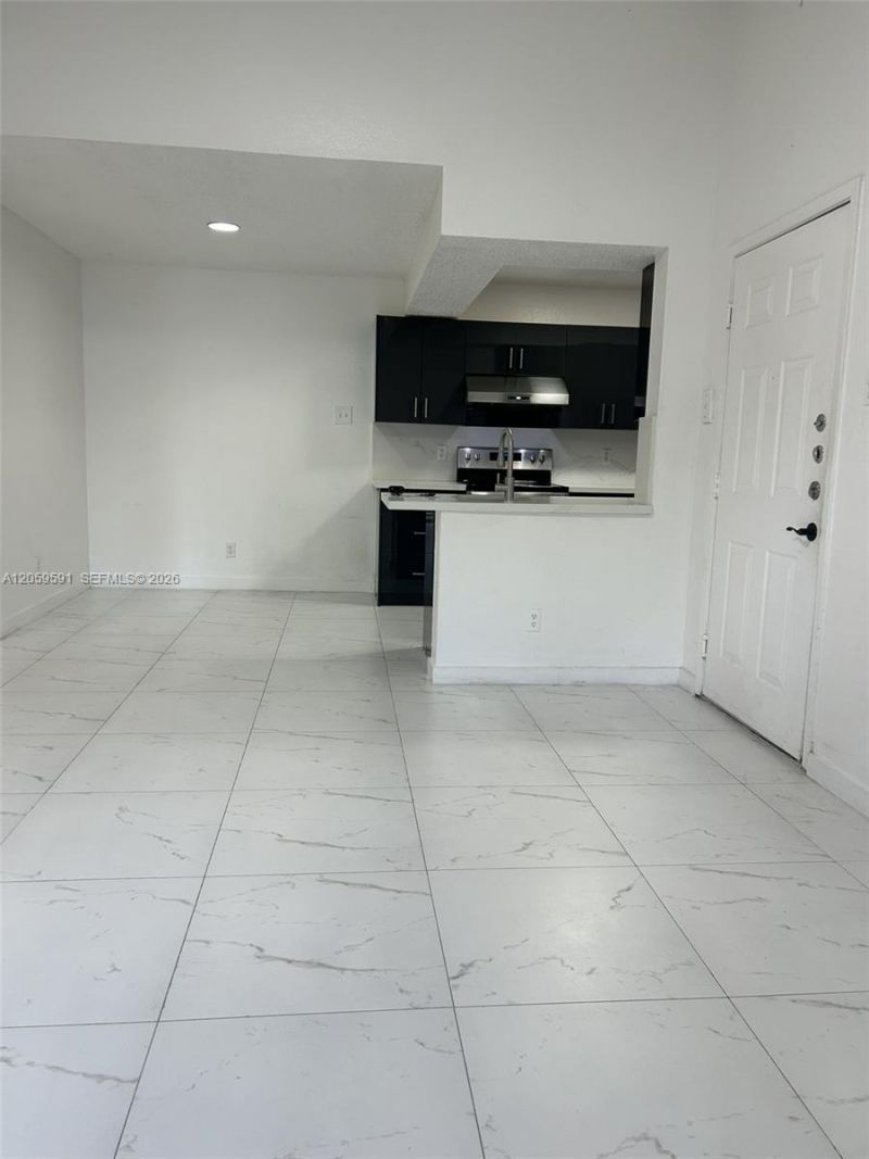 Please Call For Address, Unit 4202, Miami, FL 33196 Photo