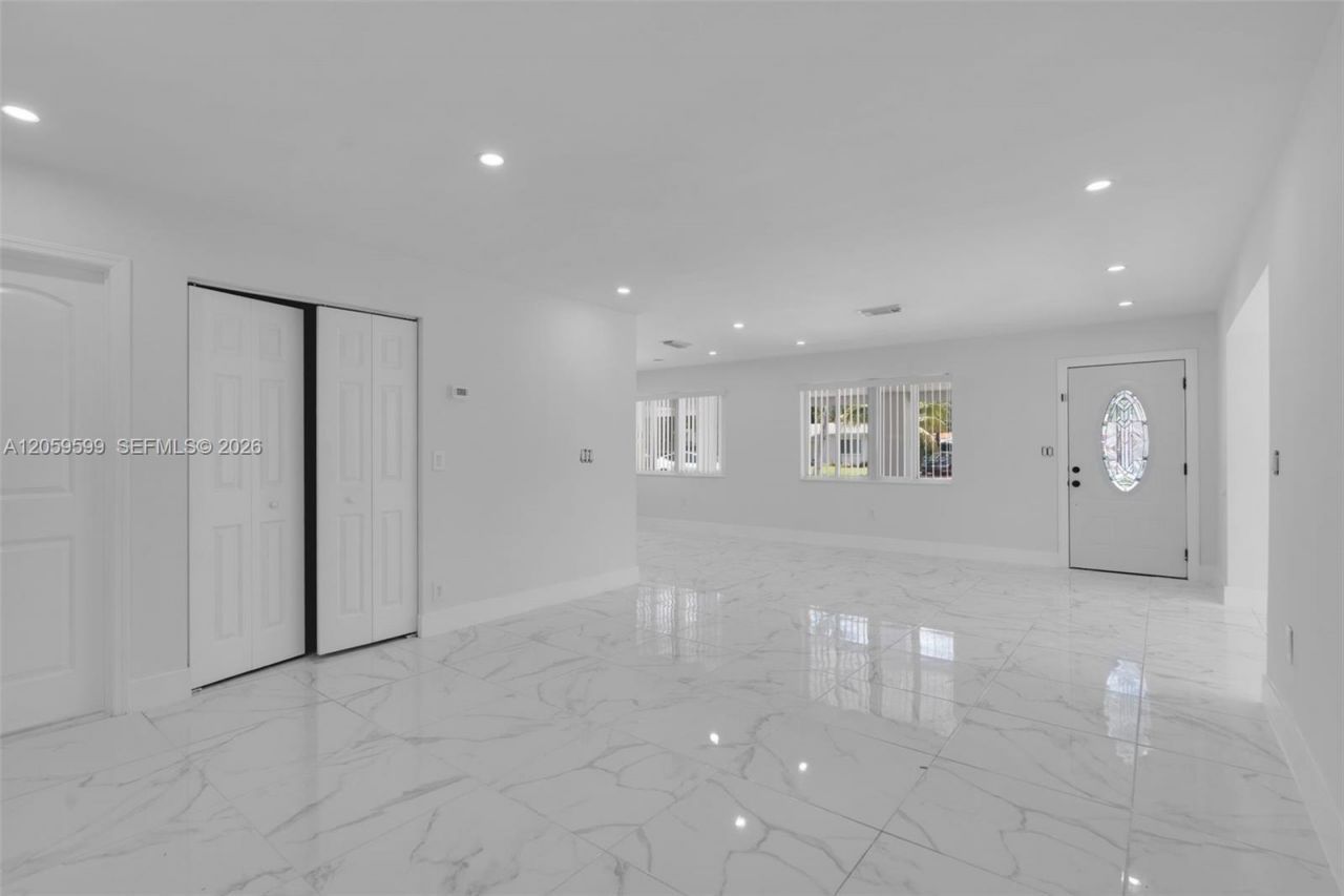 3120 SW 17th St, Fort Lauderdale, FL 33312 Photo