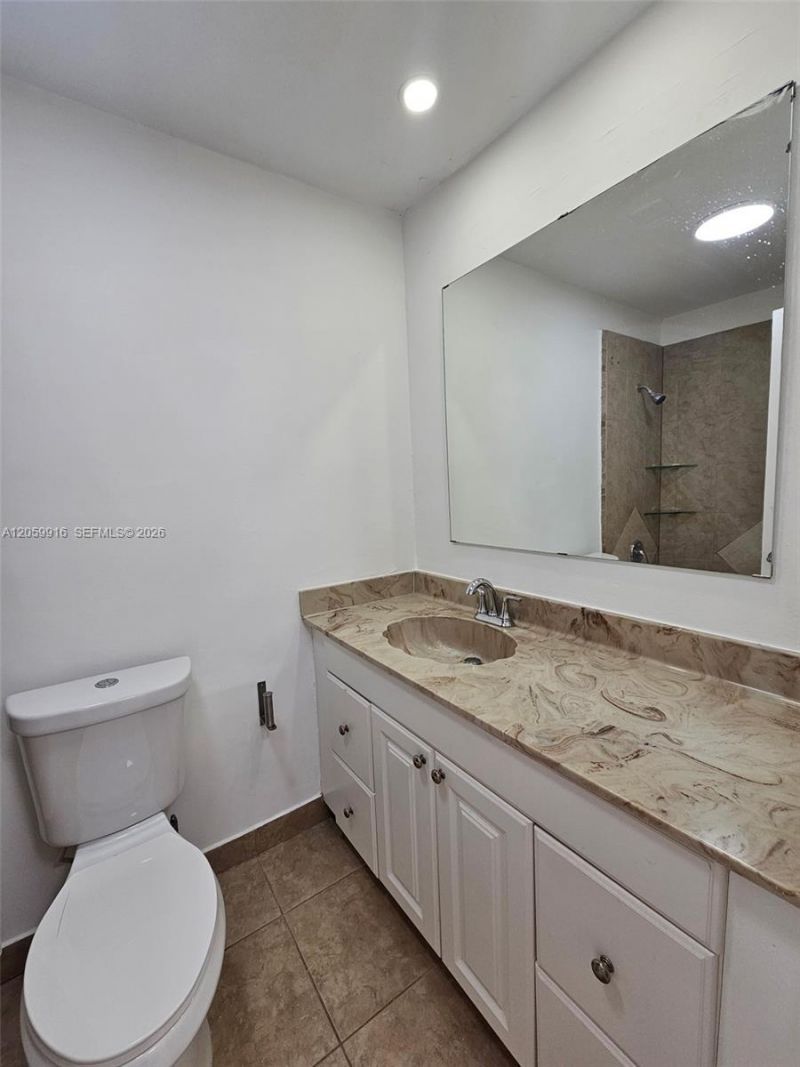 1121 SW 105th Ave, Unit 308, Miami, FL 33174 Photo