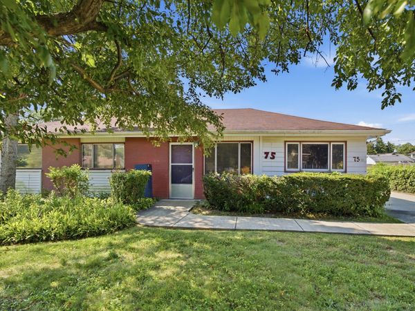 75 Maricopa Lane , Hoffman Estates, IL 60169