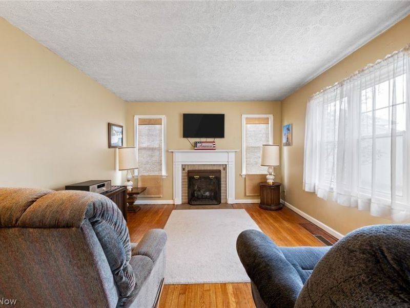 1722 39th Street NW, Canton, OH 44709 Photo 4