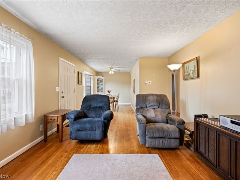 1722 39th Street NW, Canton, OH 44709 Photo 5