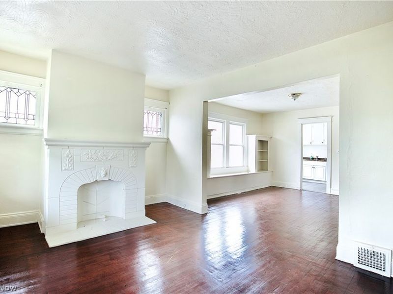 11825 Lenacrave Avenue, Cleveland, OH 44105 Photo 17