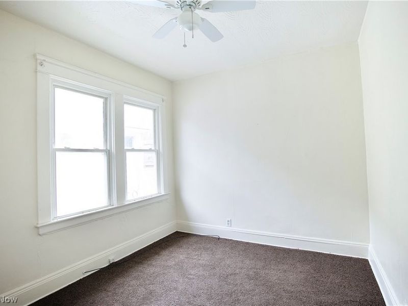 11825 Lenacrave Avenue, Cleveland, OH 44105 Photo 26