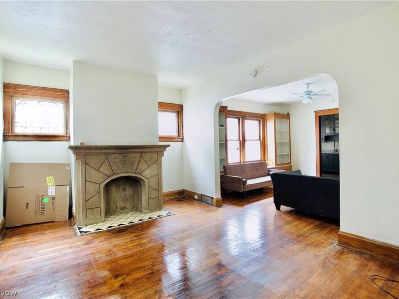 11825 Lenacrave Avenue, Cleveland, OH 44105 Photo 4