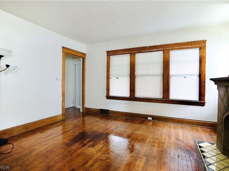 11825 Lenacrave Avenue, Cleveland, OH 44105 Photo 6