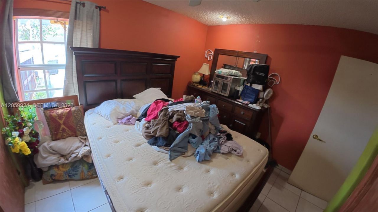 15737 NW 40th Ct, Miami Gardens, FL 33054 Photo