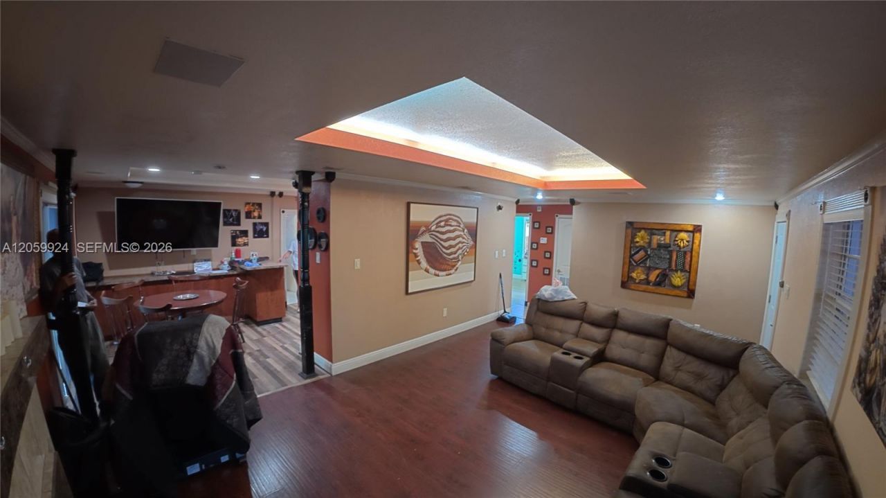 15737 NW 40th Ct, Miami Gardens, FL 33054 Photo