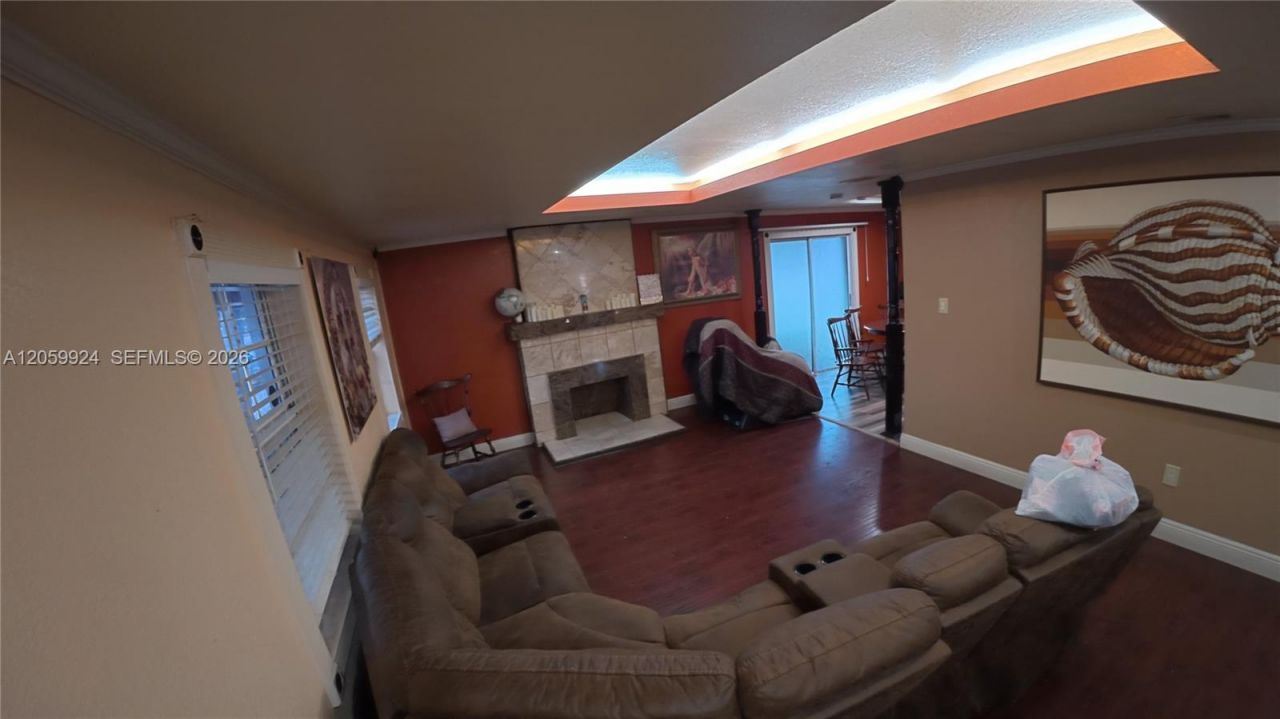 15737 NW 40th Ct, Miami Gardens, FL 33054 Photo