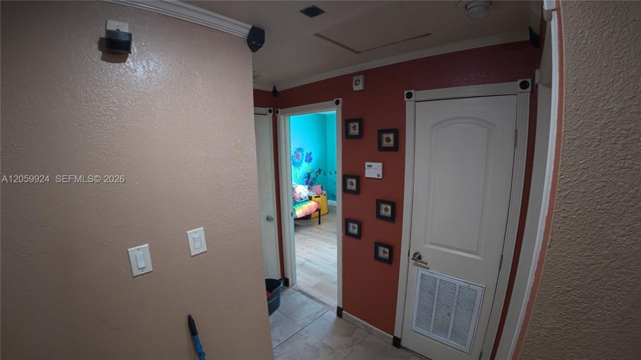 15737 NW 40th Ct, Miami Gardens, FL 33054 Photo