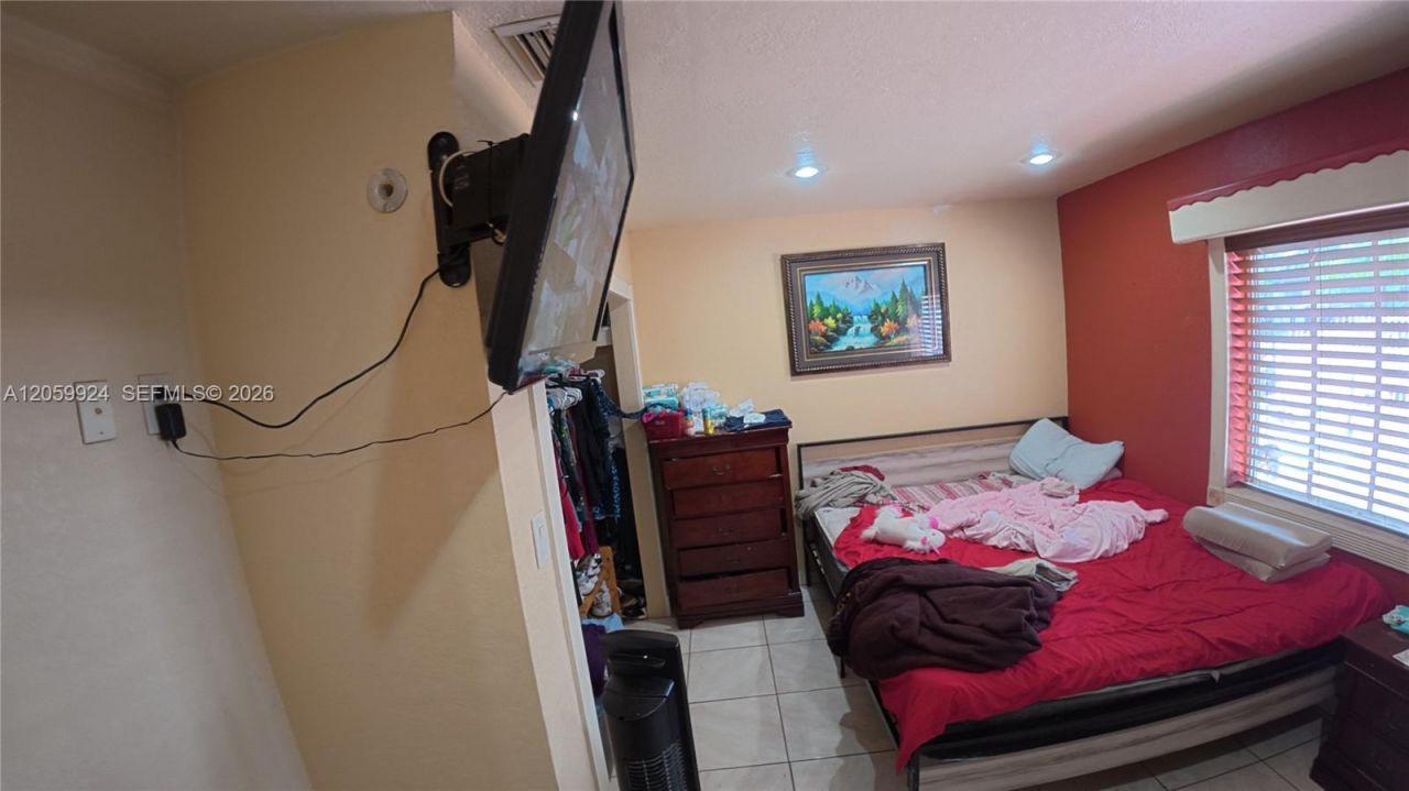 15737 NW 40th Ct, Miami Gardens, FL 33054 Photo