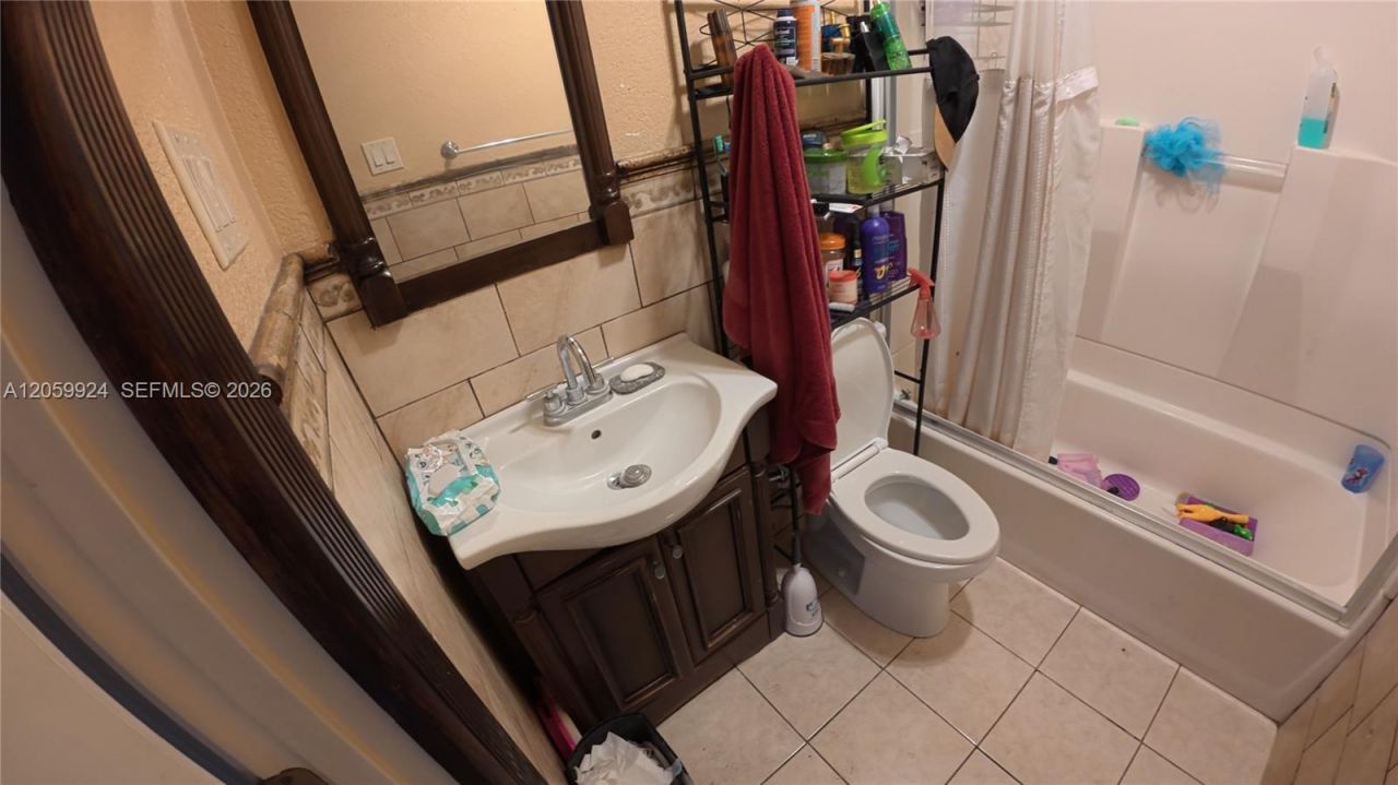 15737 NW 40th Ct, Miami Gardens, FL 33054 Photo