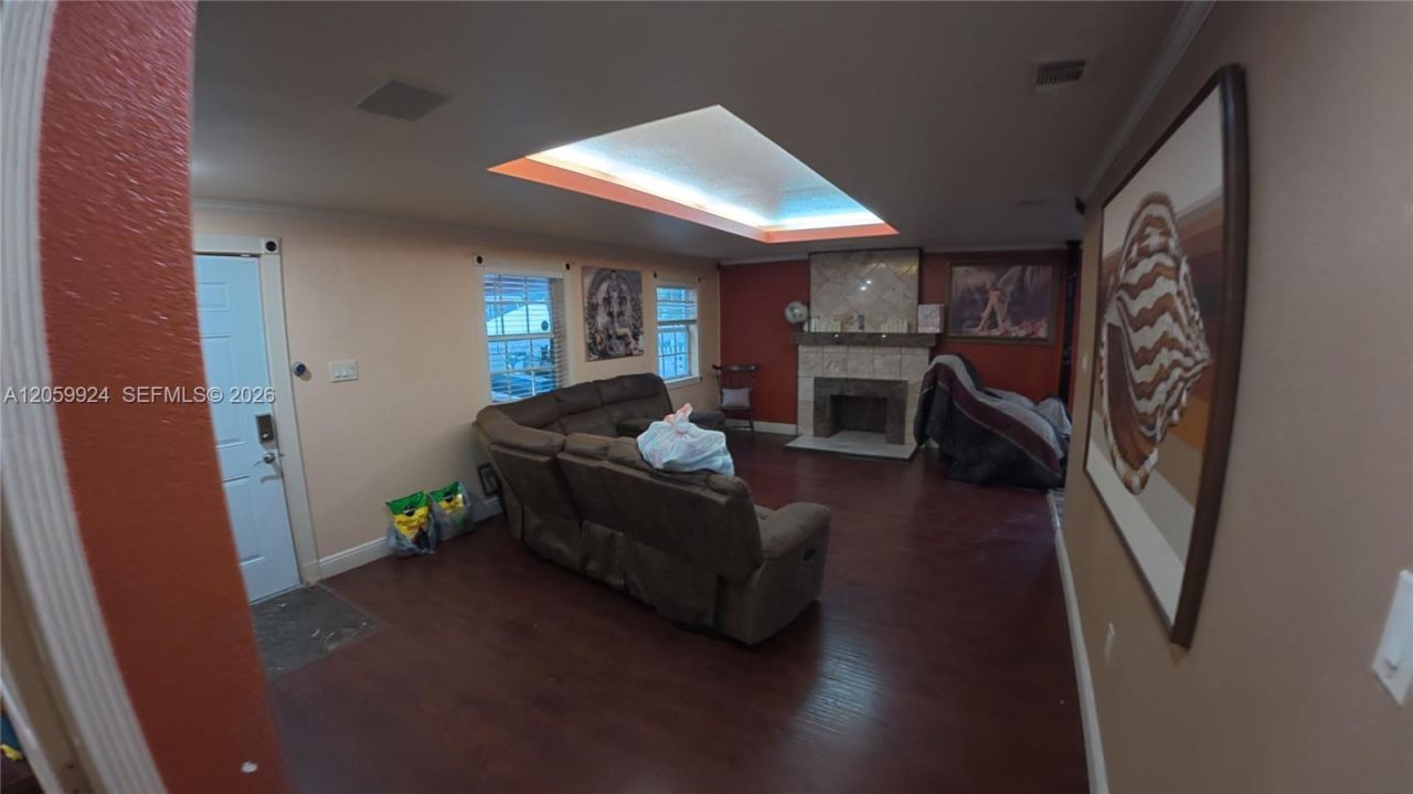 15737 NW 40th Ct, Miami Gardens, FL 33054 Photo