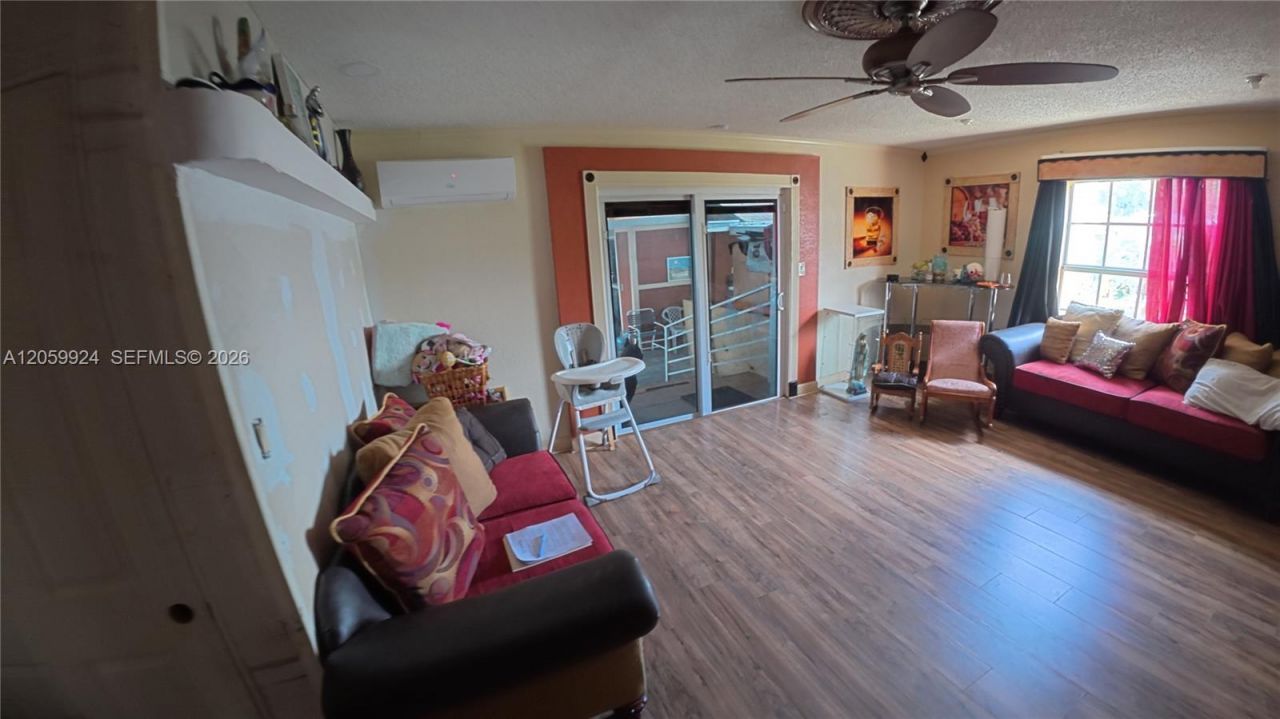 15737 NW 40th Ct, Miami Gardens, FL 33054 Photo
