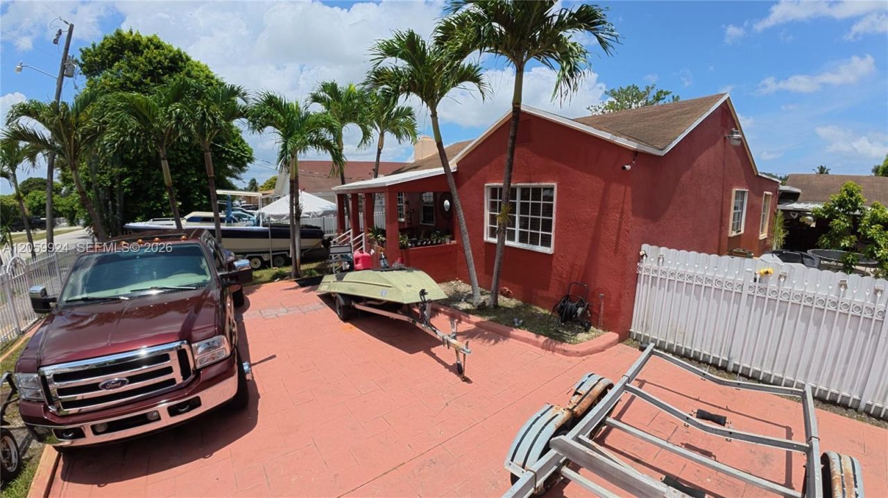 15737 NW 40th Ct, Miami Gardens, FL 33054 Photo