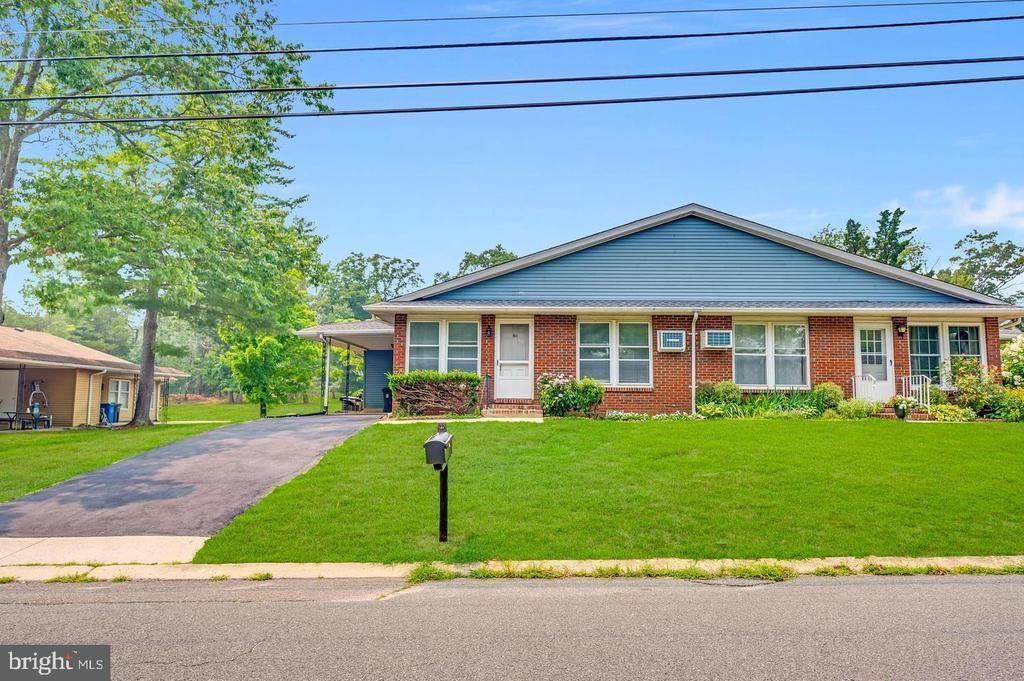 16 B Sycamore Road , Manahawkin, NJ 08050 Main Photo