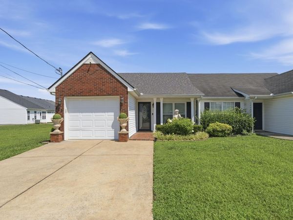 405 Reavis Ave , Smyrna, TN 37167