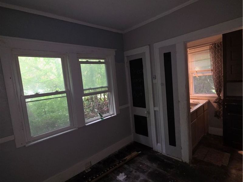 697 Eddy Road, Cleveland, OH 44108 Photo 18