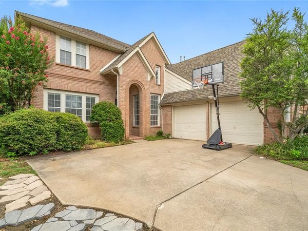 5916 Edgewood Drive , McKinney, TX 75072