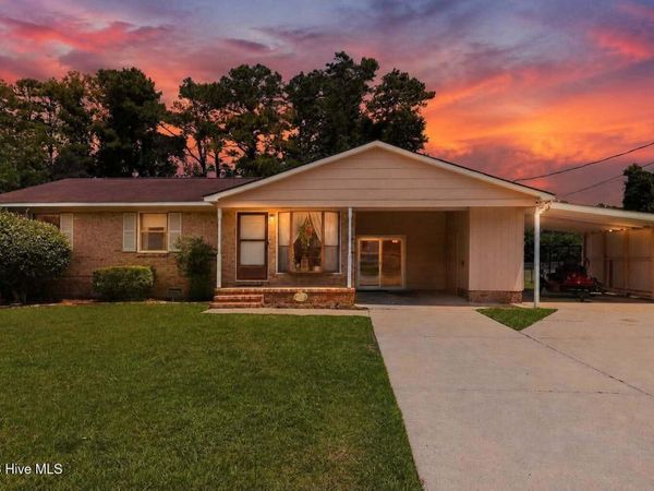 11 Oxford Drive , Jacksonville, NC 28546