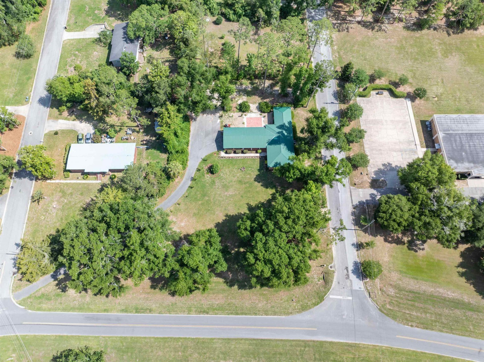 422 NW College Loop, Madison, FL 32340 Photo