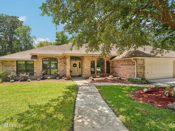 12231 DIVIDING OAKS Trail E, Jacksonville, FL 32223