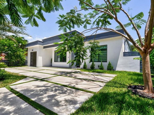 3933 Washington Street, Hollywood, FL 33021