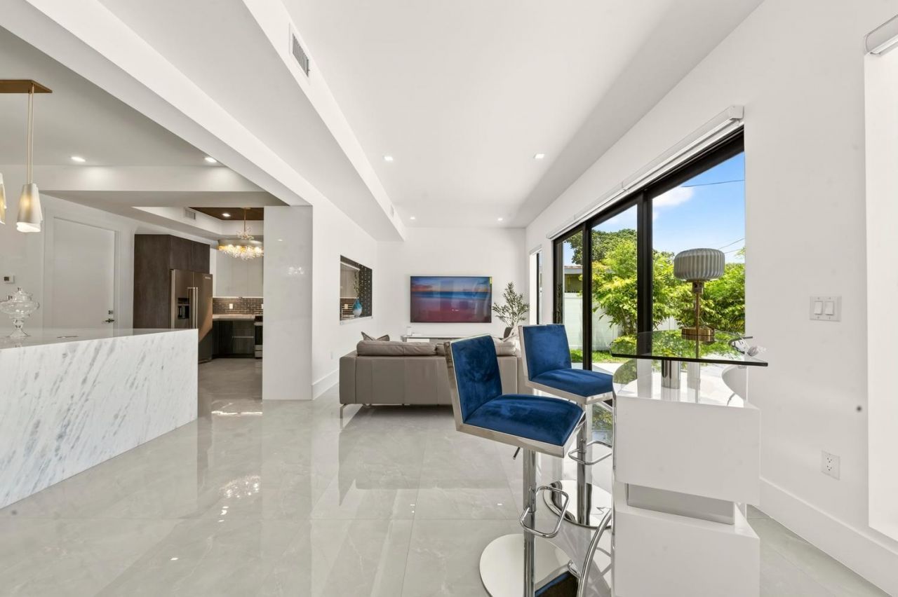 3933 Washington Street, Hollywood, FL 33021 Photo