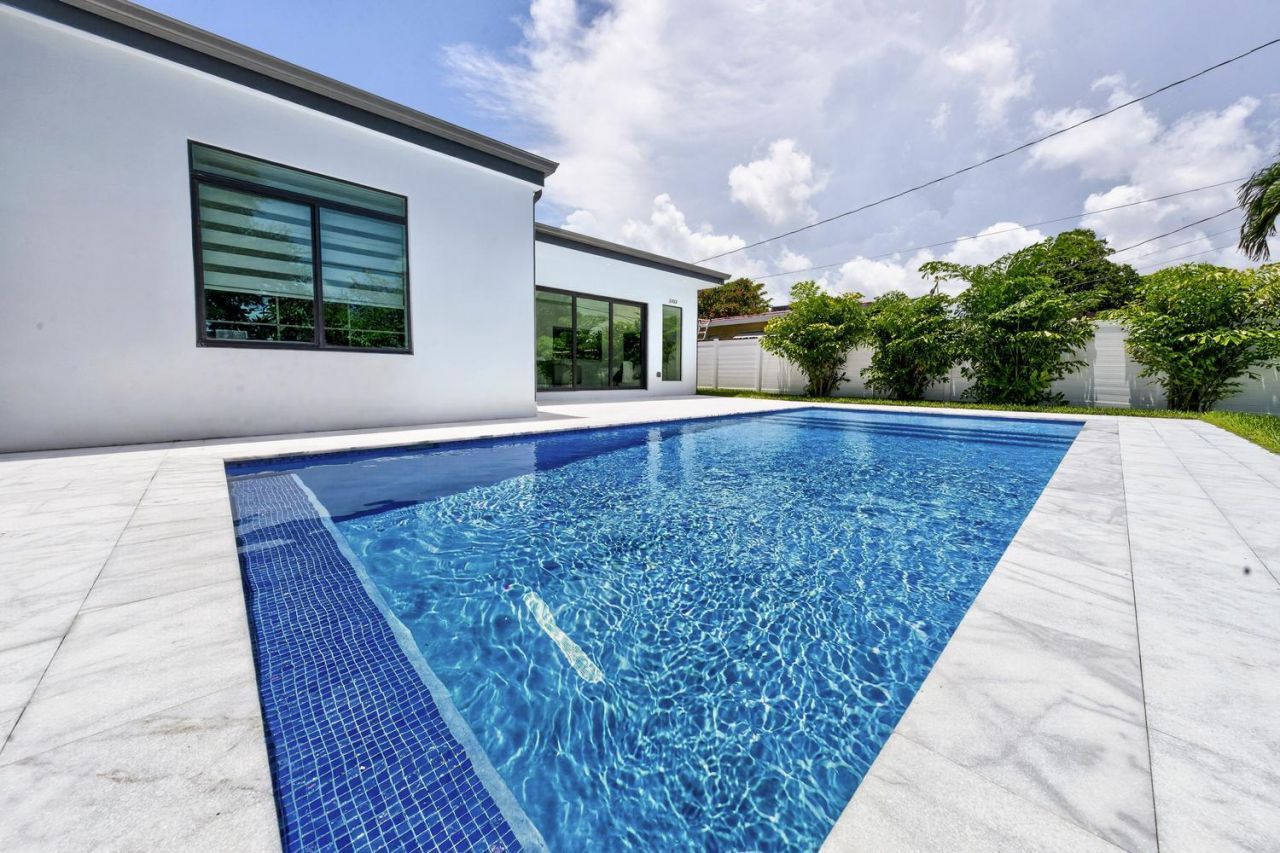 3933 Washington Street, Hollywood, FL 33021 Photo