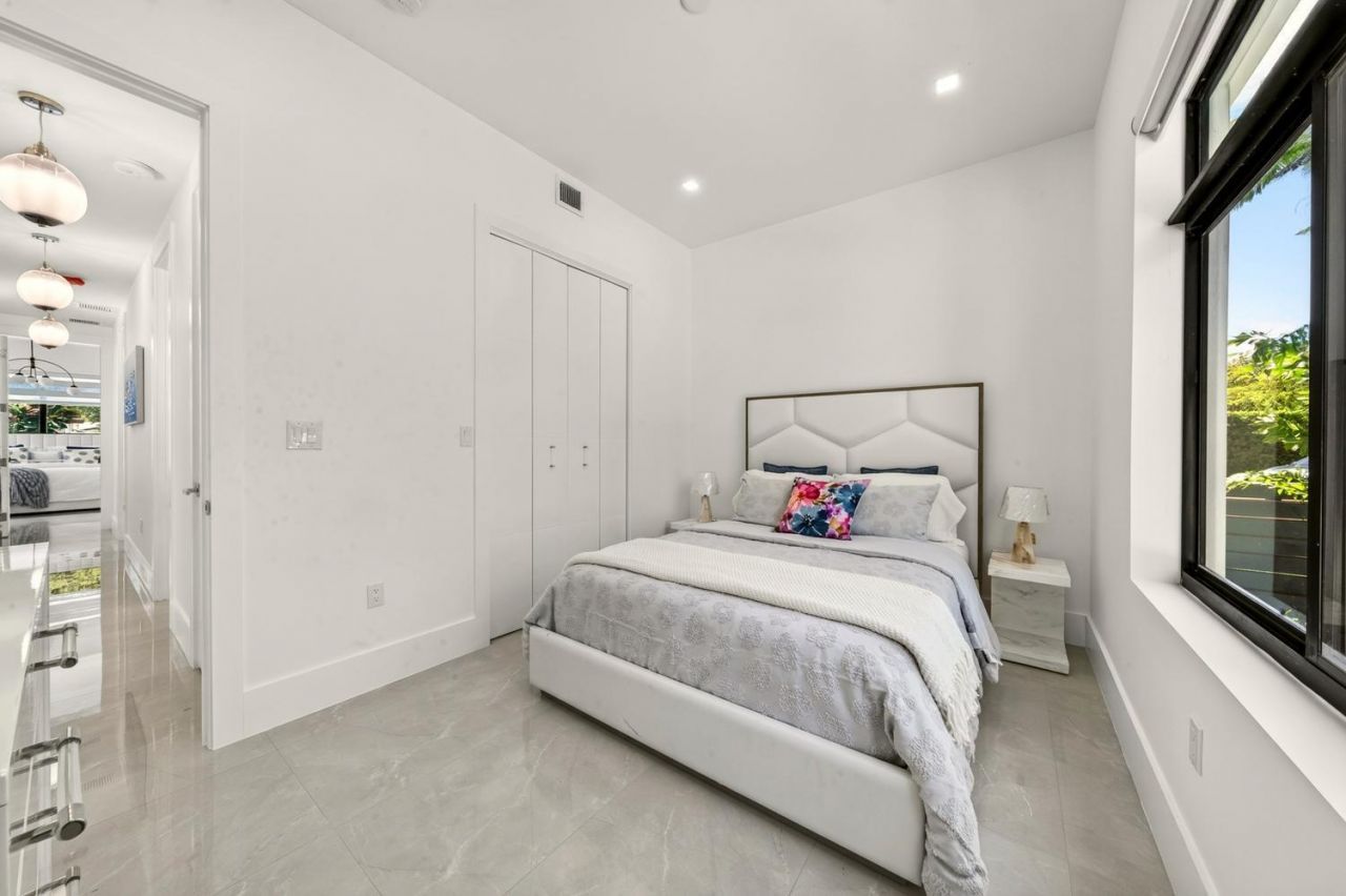 3933 Washington Street, Hollywood, FL 33021 Photo