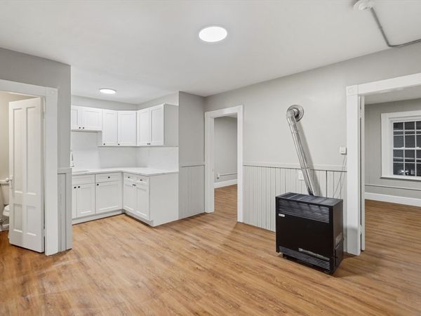44 Pratt St., Unit 1R, Fitchburg, MA 01420