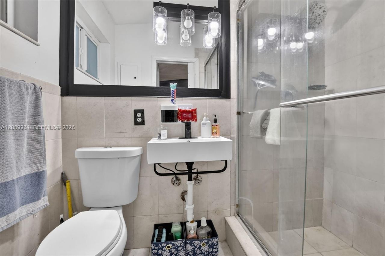 6601 SW 6th St, Pembroke Pines, FL 33023 Photo
