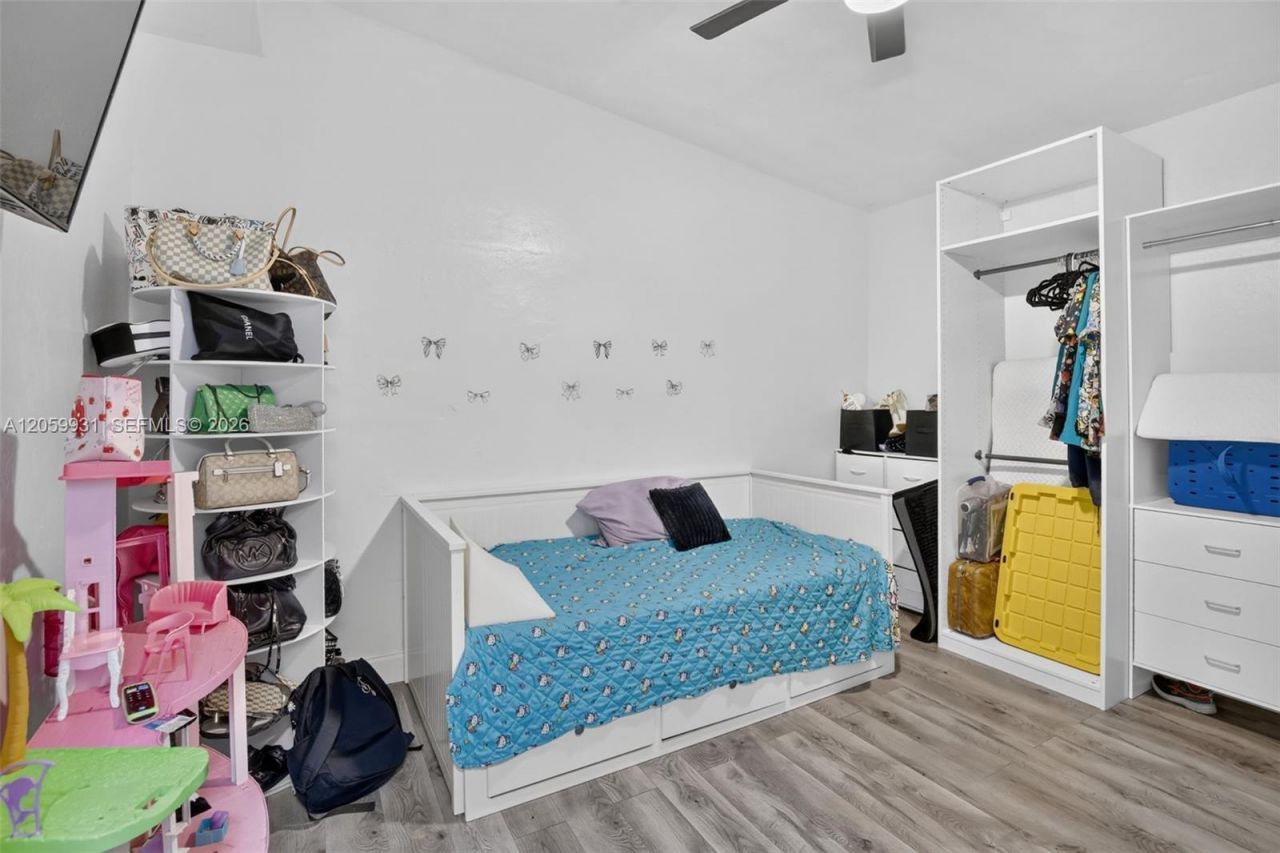 6601 SW 6th St, Pembroke Pines, FL 33023 Photo