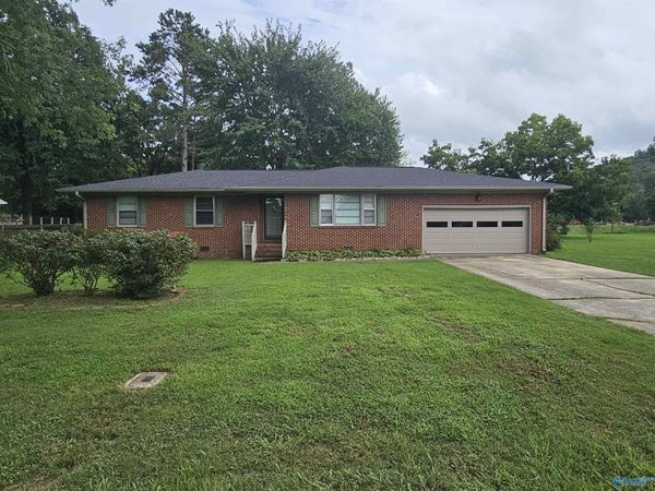 1706 Edwin Street, Scottsboro, AL 35768