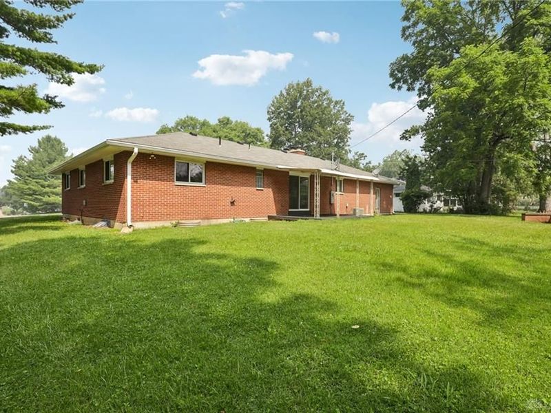 2078 S Belleview Drive, Bellbrook, OH 45305 Photo 31