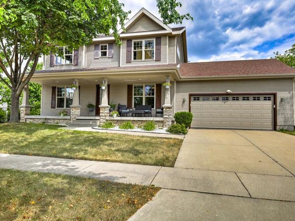 7872 Starr Grass Drive, Madison, WI 53719