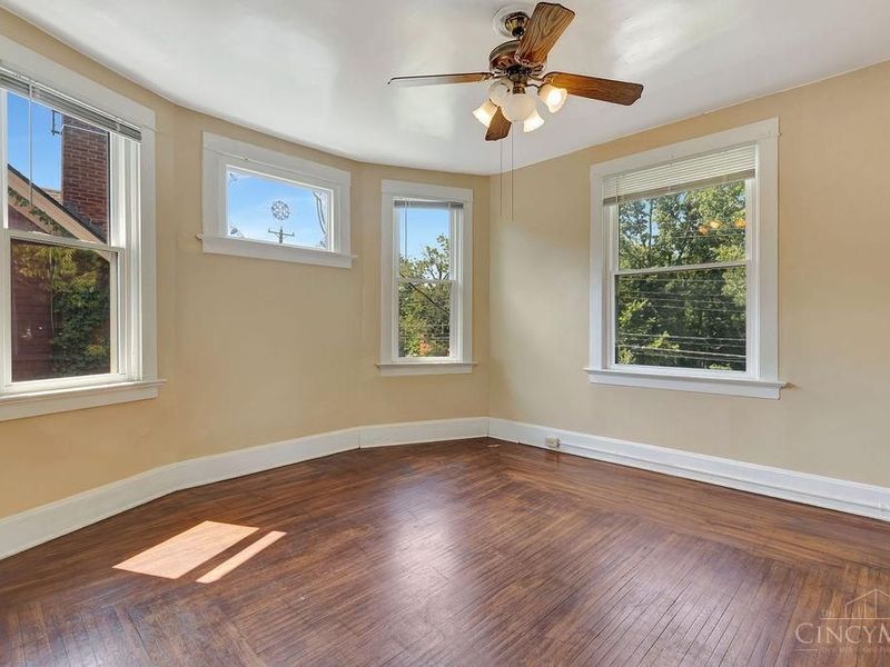1831 W North Bend Road, Cincinnati, OH 45224 Photo 4