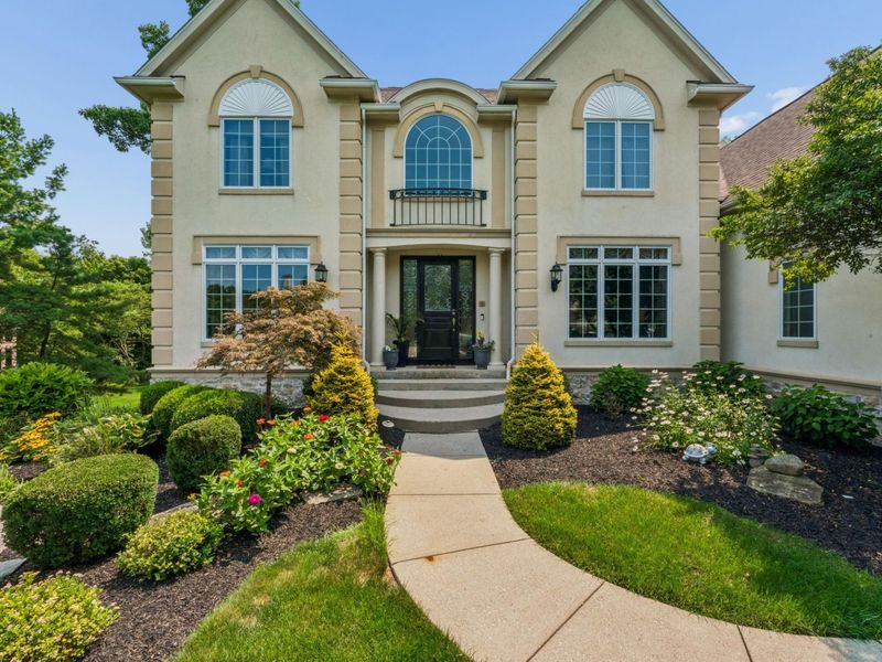 8914 Tartan Fields Drive, Dublin, OH 43017 Photo 5
