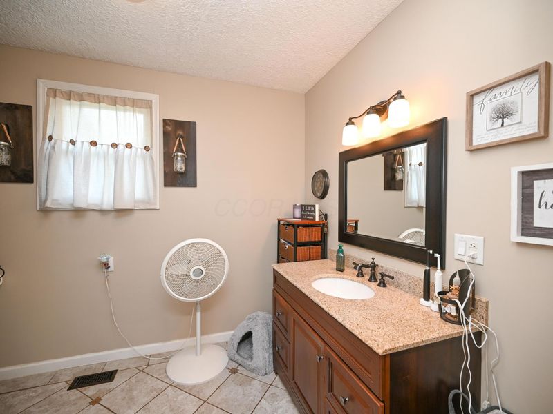 134 N Swain Avenue, La Rue, OH 43332 Photo 31