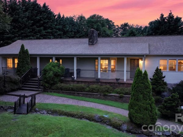 1117 Cedar Creek Drive , Morganton, NC 28655