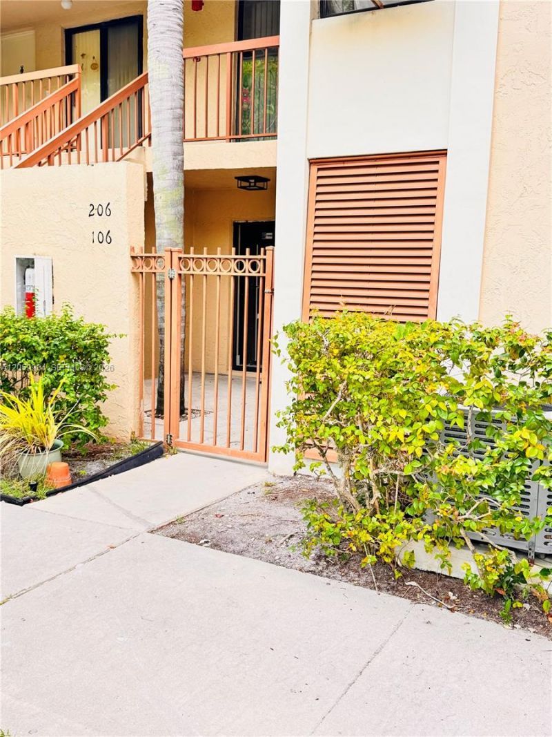 3939 NE 5th Ave , Unit C106, Boca Raton, FL 33431 Photo