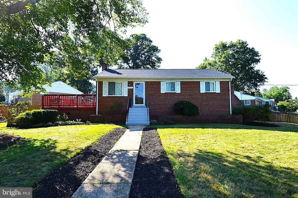 7025 Strathmore Street, Falls Church, VA 22042 Main Photo