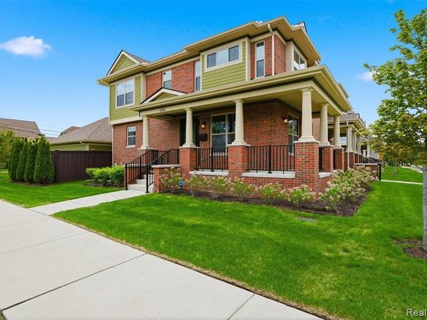 1361 Canfield Street , Detroit, MI 48208
