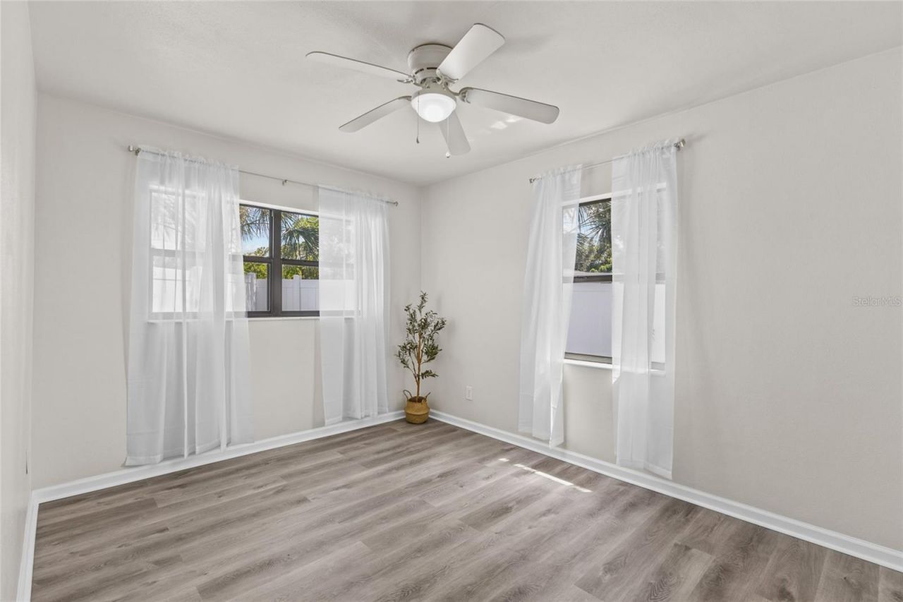1200 63rd Avenue N, Saint Petersburg, FL 33702 Photo