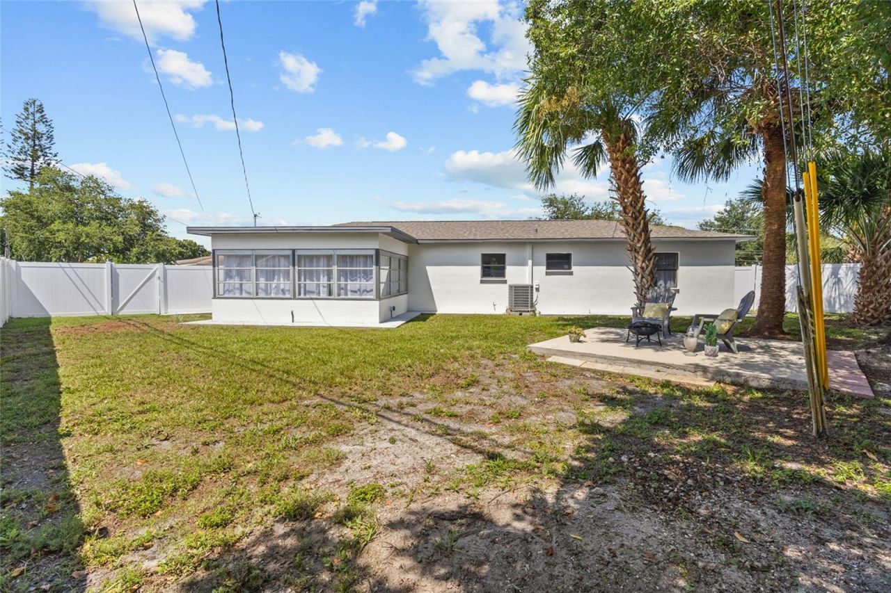 1200 63rd Avenue N, Saint Petersburg, FL 33702 Photo