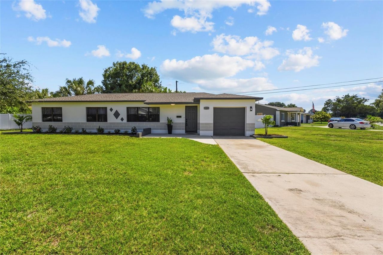 1200 63rd Avenue N, Saint Petersburg, FL 33702 Photo