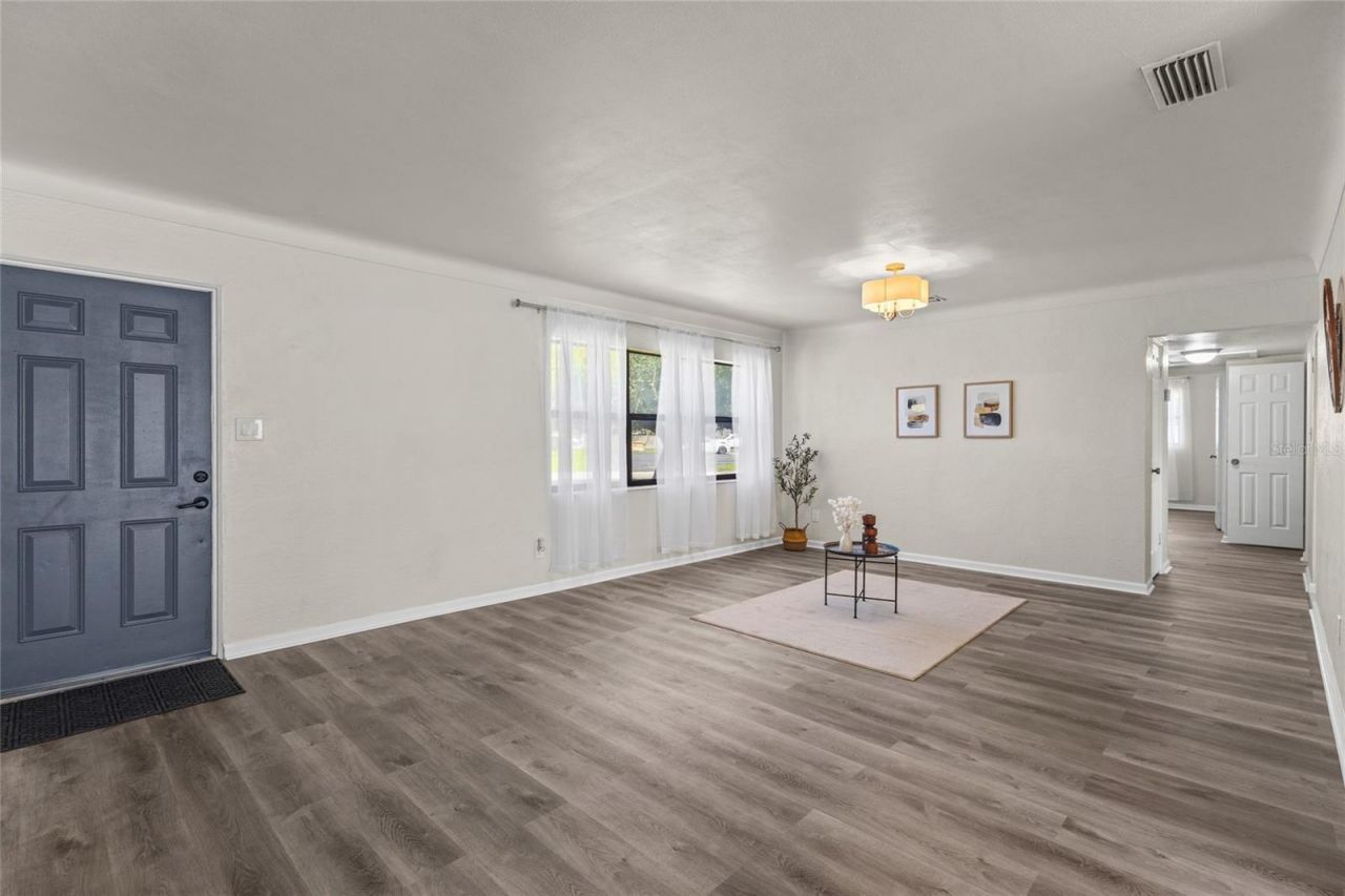 1200 63rd Avenue N, Saint Petersburg, FL 33702 Photo
